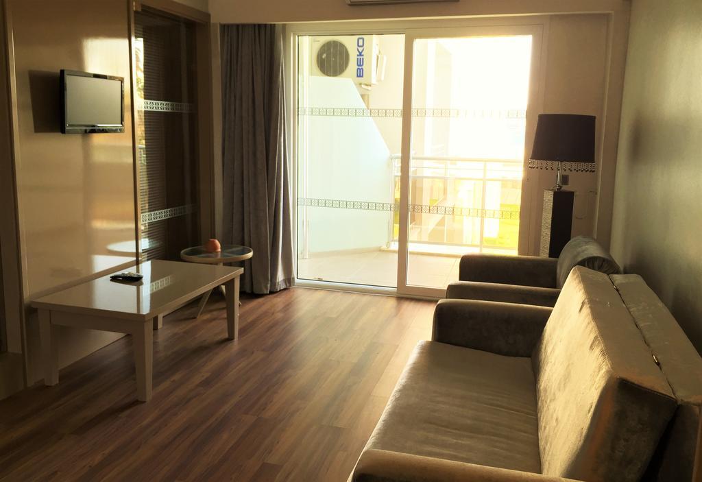 מרמריס Ideal Prime Beach Hotel Ultra All Inclusive חדר תמונה